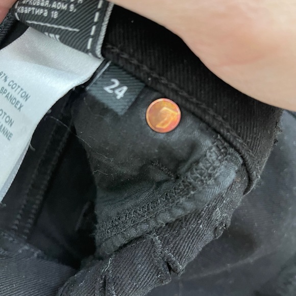 7 for all mankind shorts - Picture 7 of 8